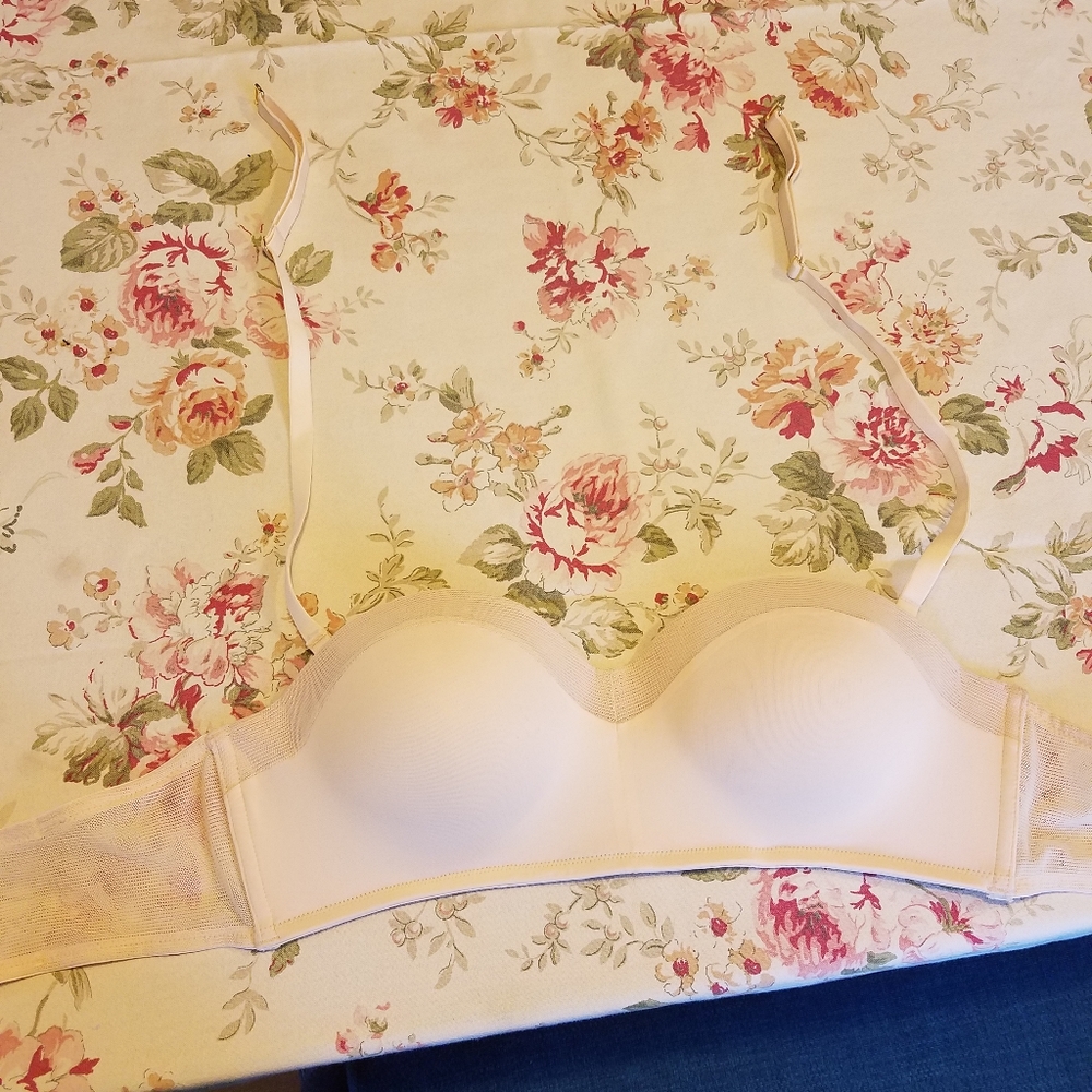 Lively 34C strapless bra no underwire